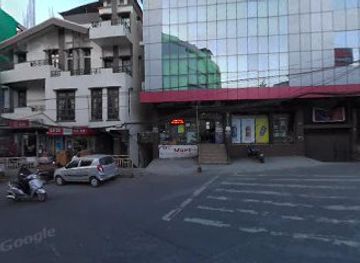 india/mizoram/nightclub/neon-karaoke