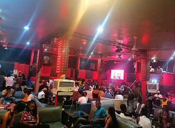 Waguess Night-Club