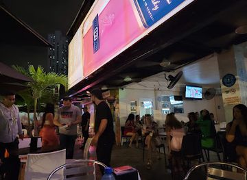 Habano's Café