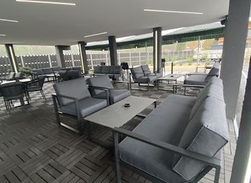 slovenia/ptuj/nightclub/moon-lounge-and-coffe-bar