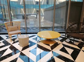 pakistan/karachi/clifton/nightclub/supreme-court-judges-rest-house