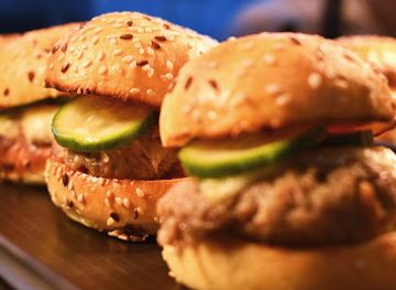 australia/melbourne/st-kilda/nightclub/saint-evie