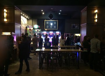 iowa/davenport/nightclub/analog-arcade-bar