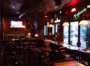 albania/korce-region/nightclub/republika-house-pub