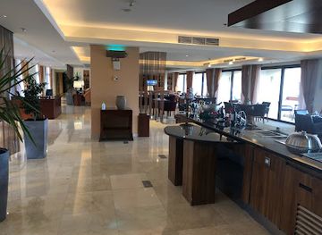 Club Intercontinental Executive Lounge