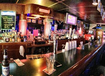 Chevie's Lounge