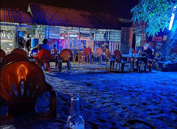 cote-d-ivoire/assinie/nightclub/max-auto-car