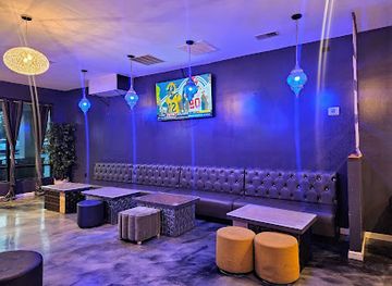 Seven Sports Bar & Lounge