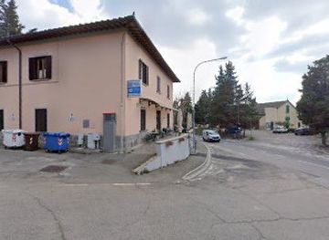 italy/tuscany/nightclub/garden-club