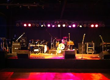 illinois/lincoln-home-national-historic-site/nightclub/boondocks