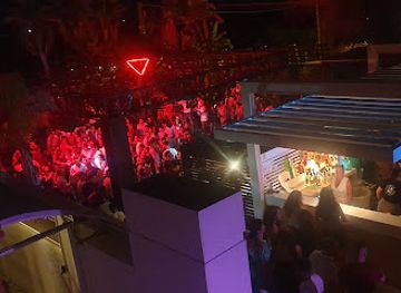 italy/sicily/nightclub/koala-maxi