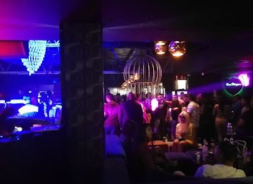 south-africa/kwazulu-natal/nightclub/rich-champagne-and-cigar-lounge