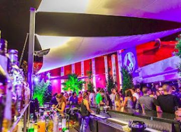 spain/costa-brava/nightclub/st-trop
