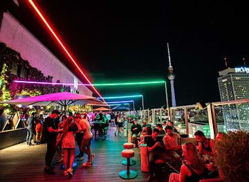 House of Weekend