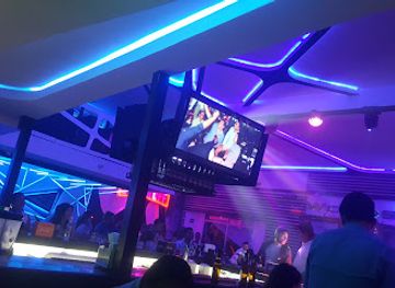 Woods Lounge Bar