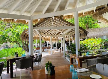 saint-lucia/jalousie-beach/nightclub/jalousie-grill