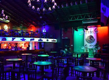 Live Lounge & Bar