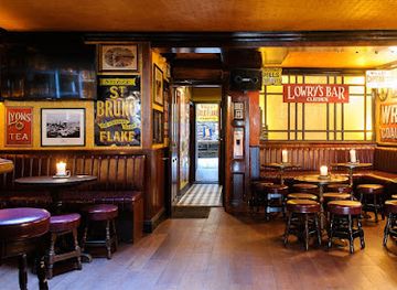 ireland/connemara-national-park/nightclub/lowry-s-bar