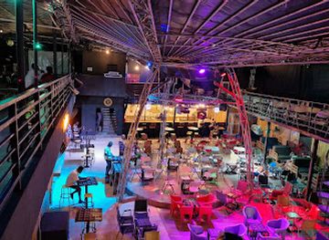 benin/porto-novo/nightclub/phenix-bar