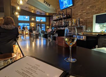 south-carolina/fort-mill/nightclub/corkscrew-wine-shop-bar