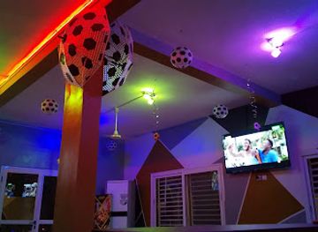 mali/boucle-du-baoule-national-park/nightclub/ici-drinks