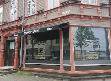 Club Downtown