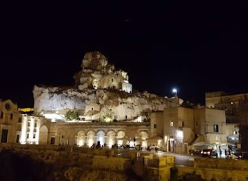italy/matera/sassi-di-matera/nightclub/monkey-drink-house