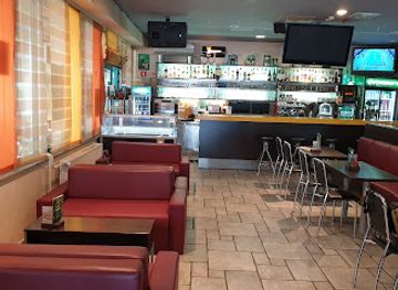 slovenia/postojna-cave/nightclub/tandem-bar