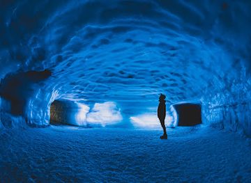 iceland/langjökull-glacier/nightclub/langjokull