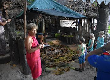 Tisa's Barefoot Bar