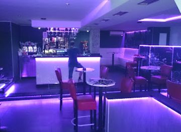 Caffe & Night Bar AMOR