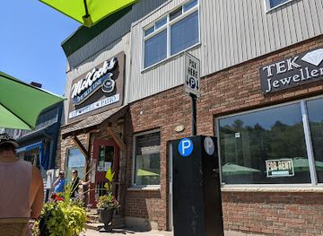 canada/haliburton-highlands/nightclub/mckeck-s-tap-and-grill