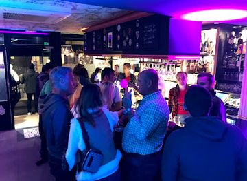 france/versailles/nightclub/dorian-s-pub