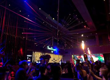 philippines/manila/bonifacio-global-city-bgc/nightclub/revel-at-the-palace