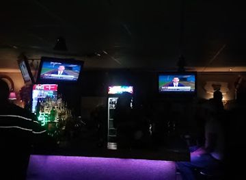 indiana/south-bend/near-northwest/nightclub/vickie-s