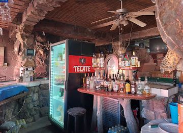 mexico/mulege/nightclub/restaurant-bar-el-candil