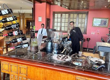 Nile Bar & Lounge