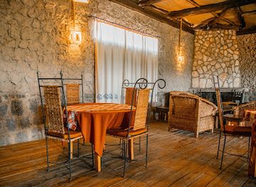 rwanda/ruhengeri/nightclub/volcana-lounge