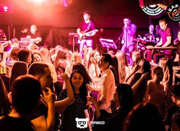 kazakhstan/big-almaty-lake/nightclub/tantsy