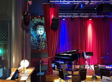 portugal/azores/nightclub/lava-jazz