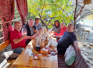 armenia/noravank-monastery/nightclub/domashnee-vkusnoe-vino-u-aika