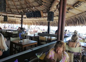 curacao/jan-thiel-beach/nightclub/jan-thiel-beach