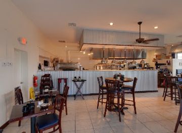 florida/marathon-key/nightclub/boot-key-bar-grill