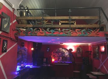 italy/genoa/carignano/nightclub/antiche-cappe-rosse