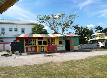 jamaica/runaway-bay-area/nightclub/tonyas-bar