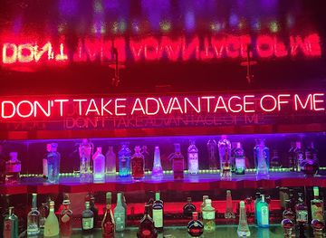 france/paris/louvre-tuileries/nightclub/chez-tania-club