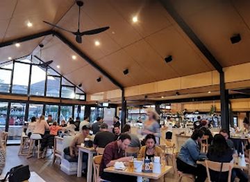 australia/jervis-bay/nightclub/huskisson-hotel