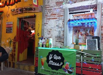 colombia/cartagena/getsemani/nightclub/club-los-carpinteros