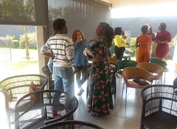 zambia/lufupa-river-camp/nightclub/shardonnay-wine-bar