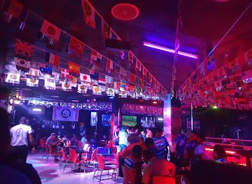 White house Night Club Live Karaoke
